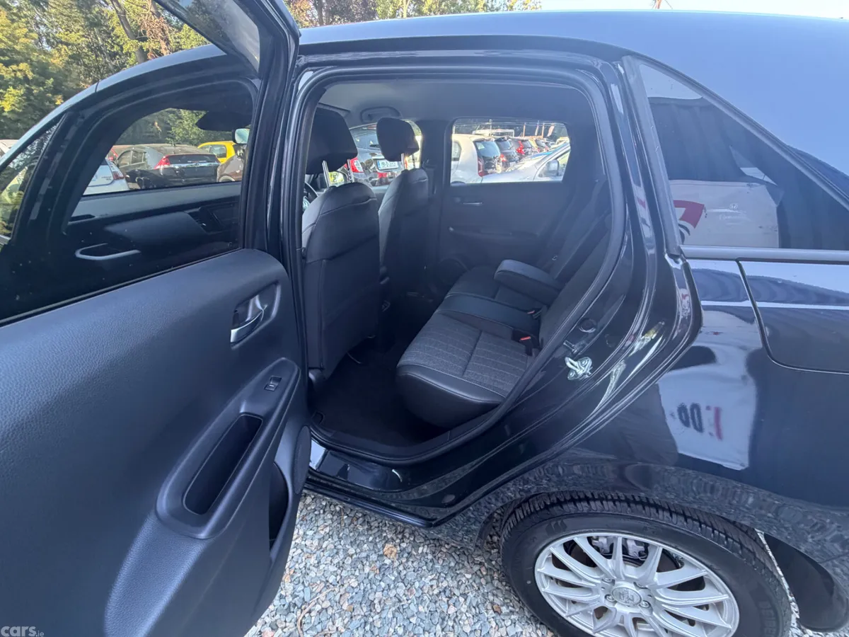 Honda Fit Hatchback, Petrol Hybrid, 2025, Blue