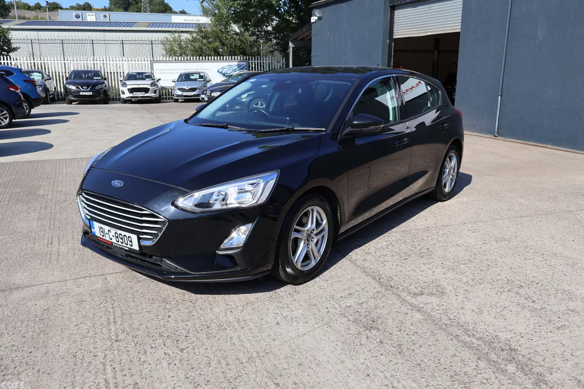 Ford Focus Hatchback, Petrol, 2019, Black