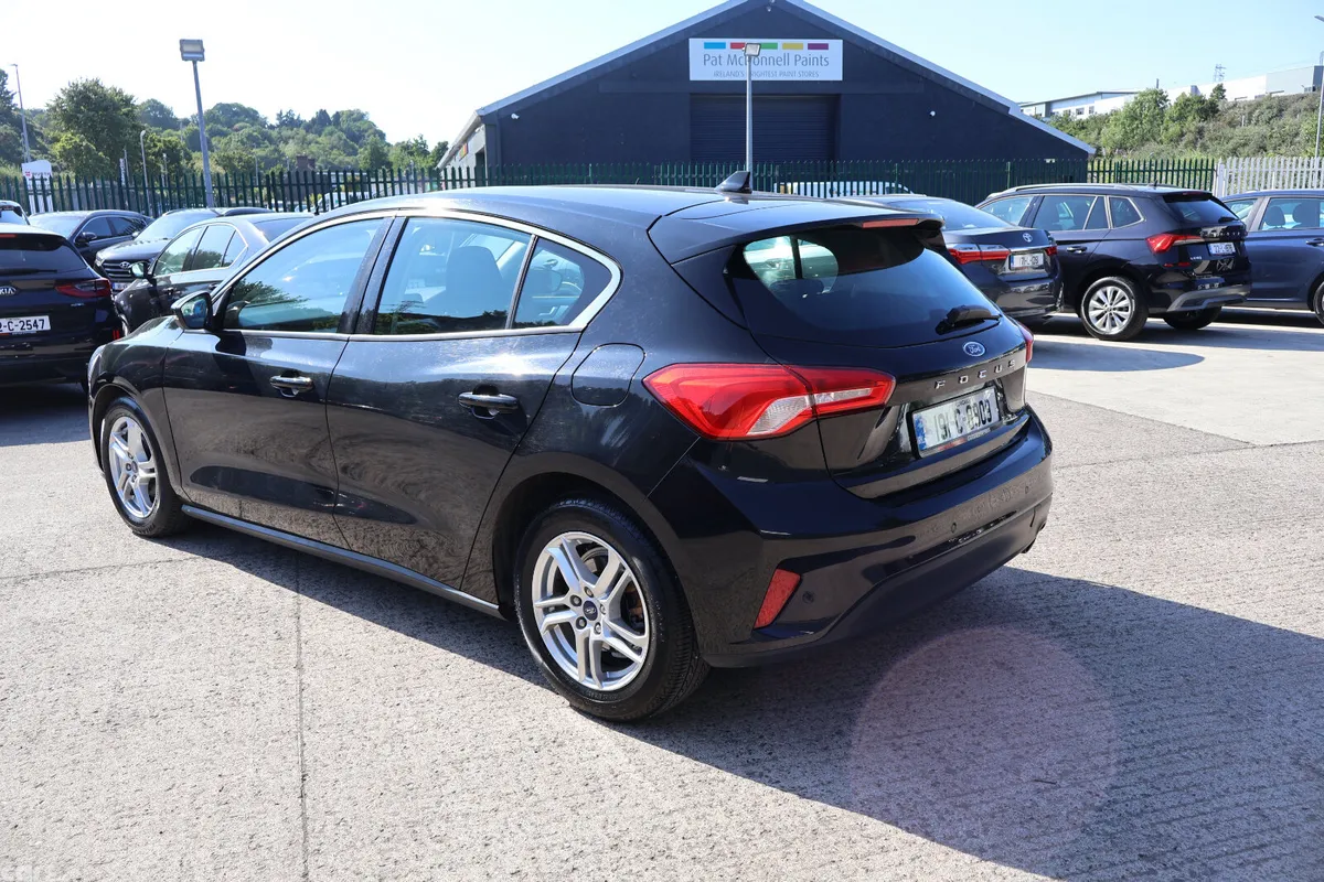 Ford Focus Hatchback, Petrol, 2019, Black