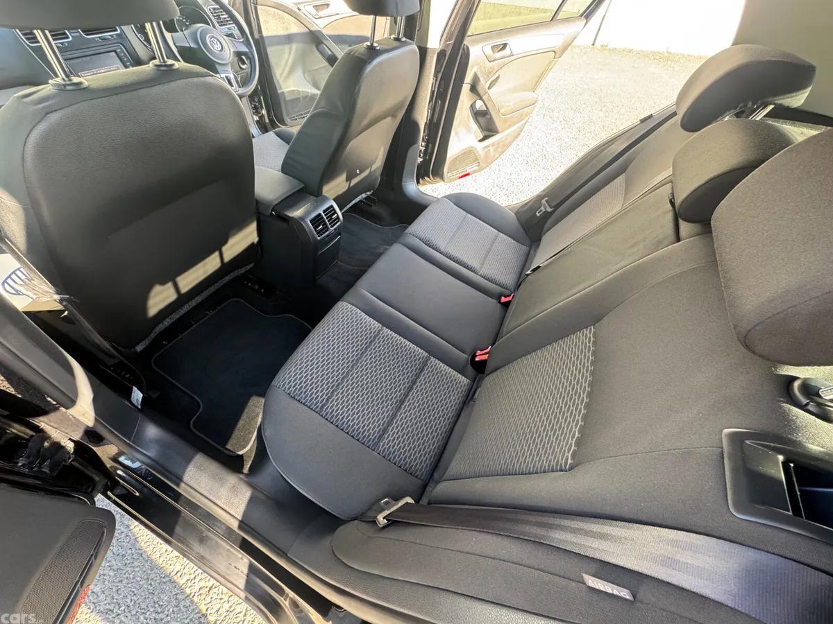 Volkswagen Golf Hatchback, Petrol, 2012, Black