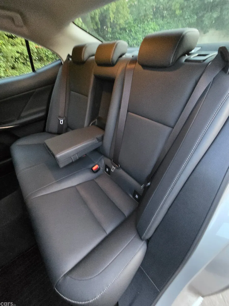 Lexus IS Saloon, Petrol Hybrid, 2020, Silver