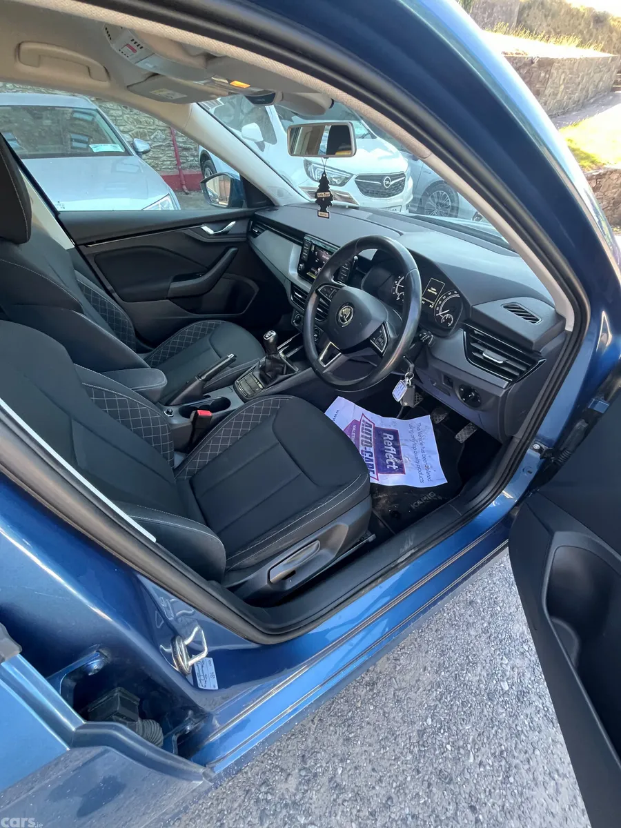 Skoda Kamiq Hatchback, Diesel, 2020, Blue