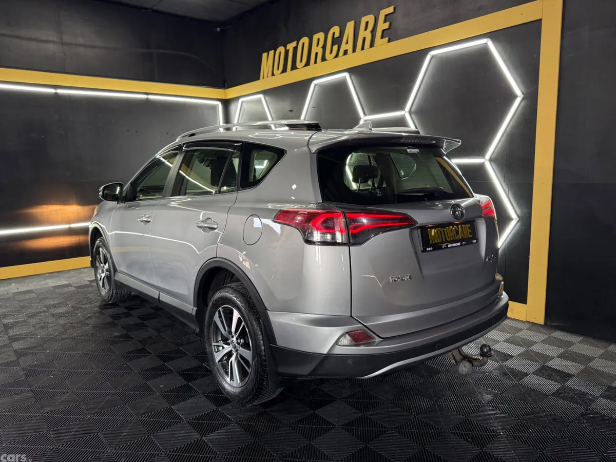 Toyota RAV4 SUV, Diesel, 2018, Grey