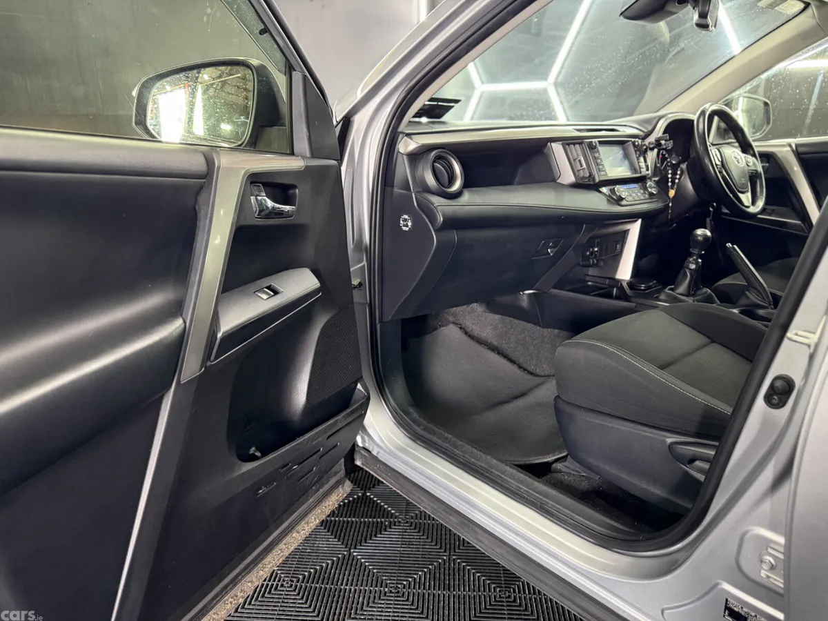 Toyota RAV4 SUV, Diesel, 2018, Grey