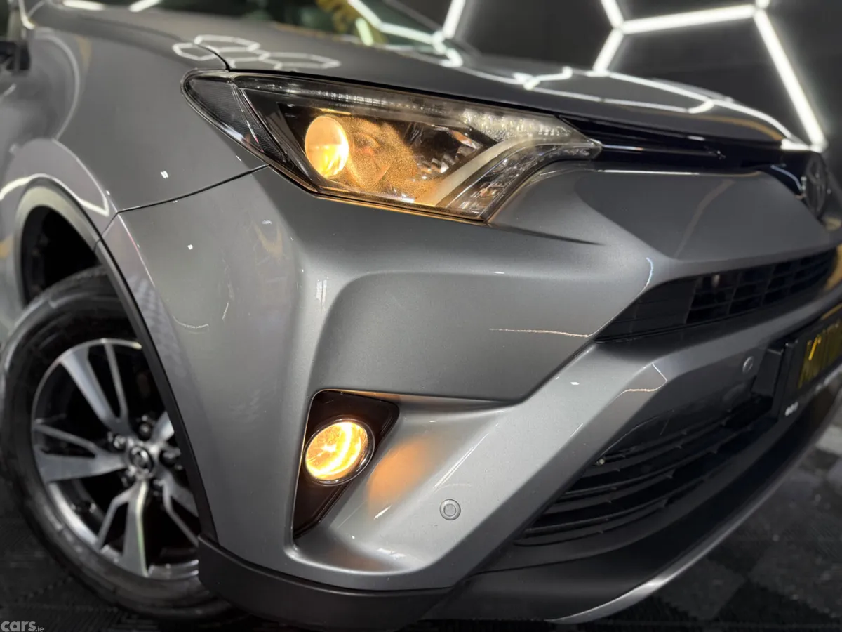 Toyota RAV4 SUV, Diesel, 2018, Grey
