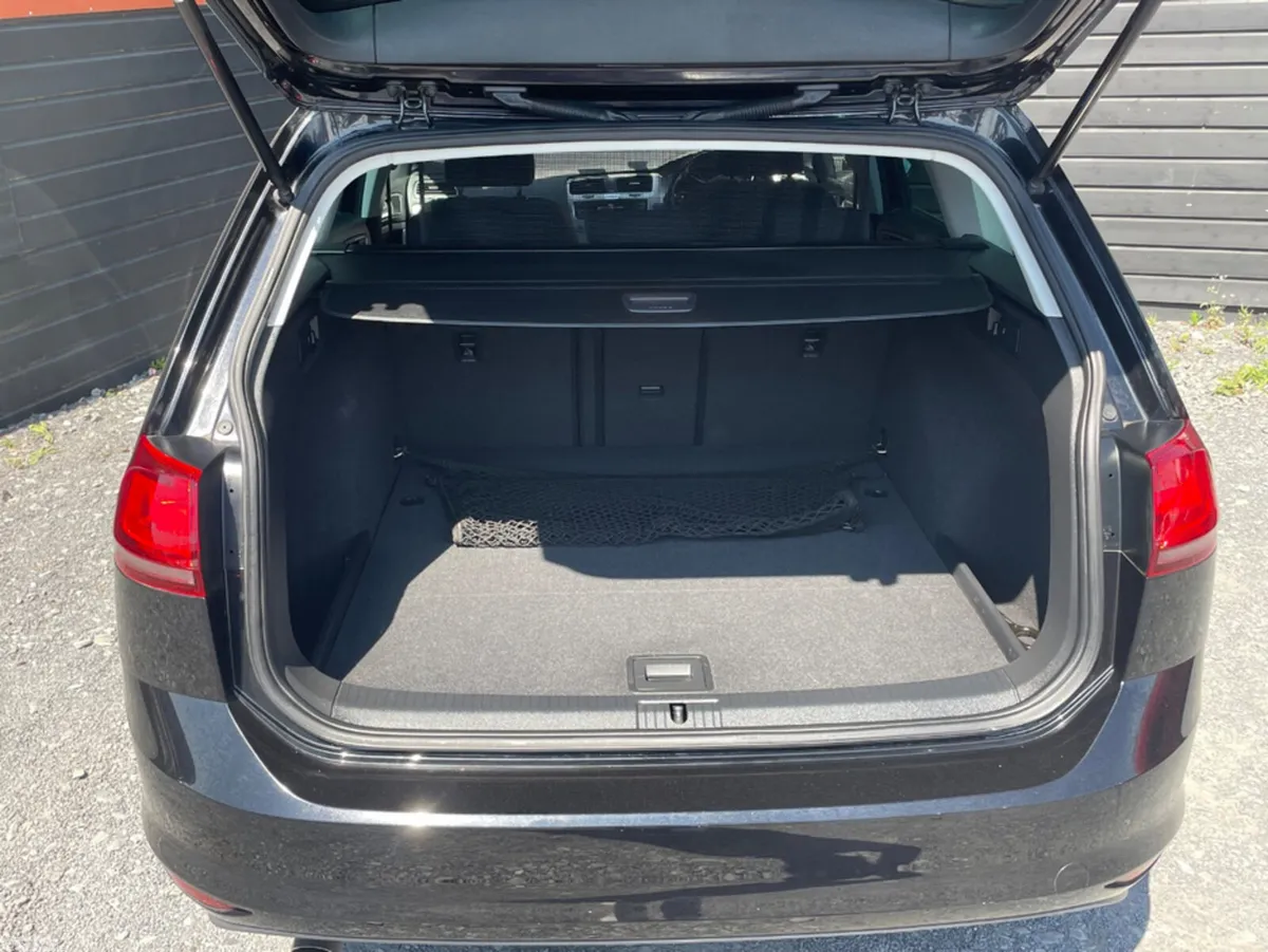Volkswagen Golf Estate, Petrol, 2015, Black
