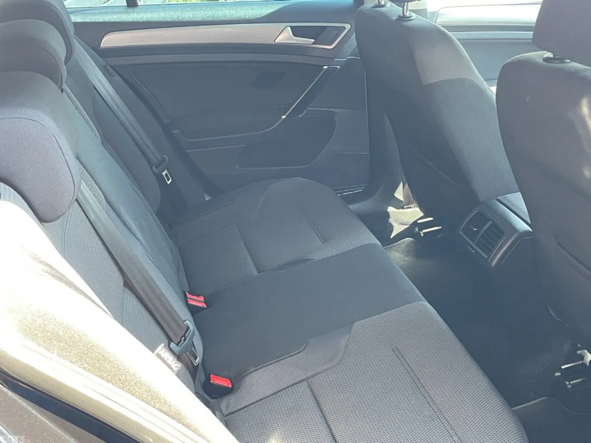 Volkswagen Golf Estate, Petrol, 2015, Black