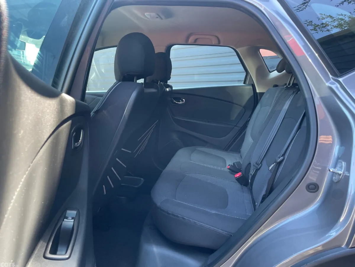 Renault Captur Hatchback, Diesel, 2016, Grey