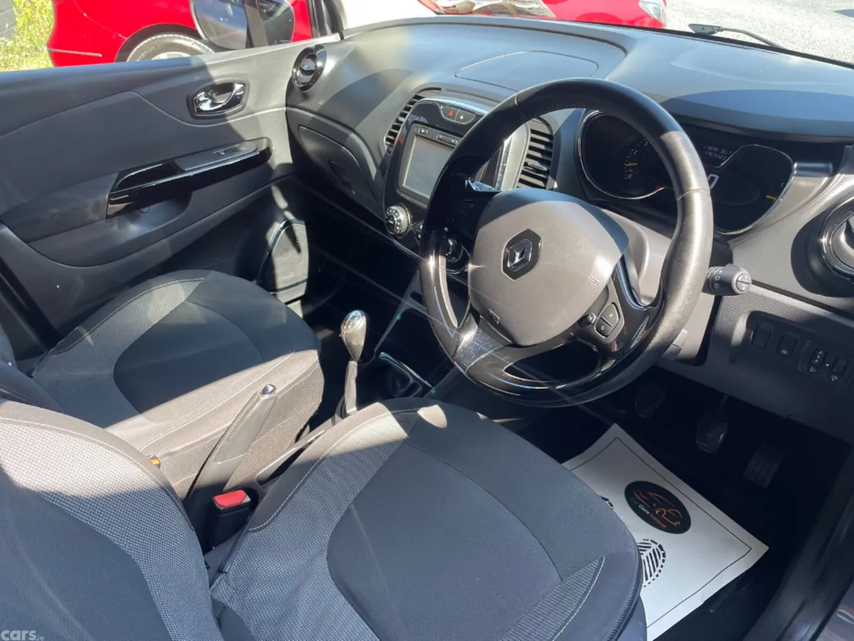 Renault Captur Hatchback, Diesel, 2016, Grey