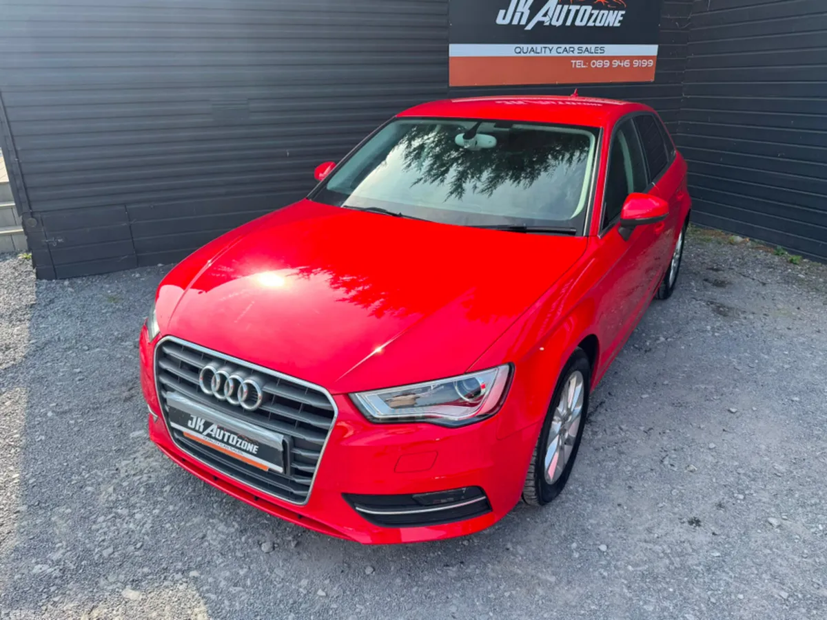 Audi A3 Hatchback, Petrol, 2014, Red