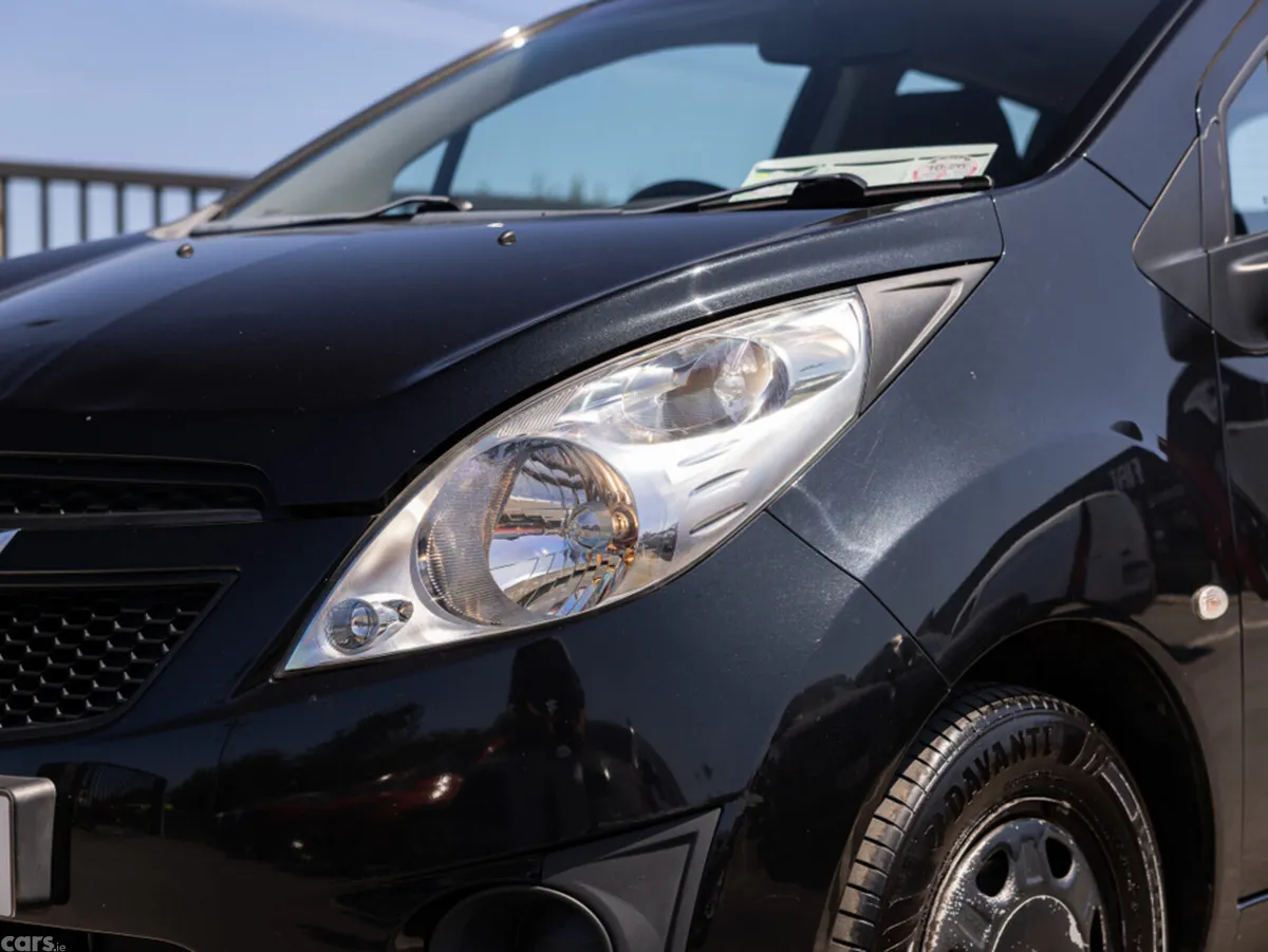 Chevrolet Spark Hatchback, Petrol, 2012, Black