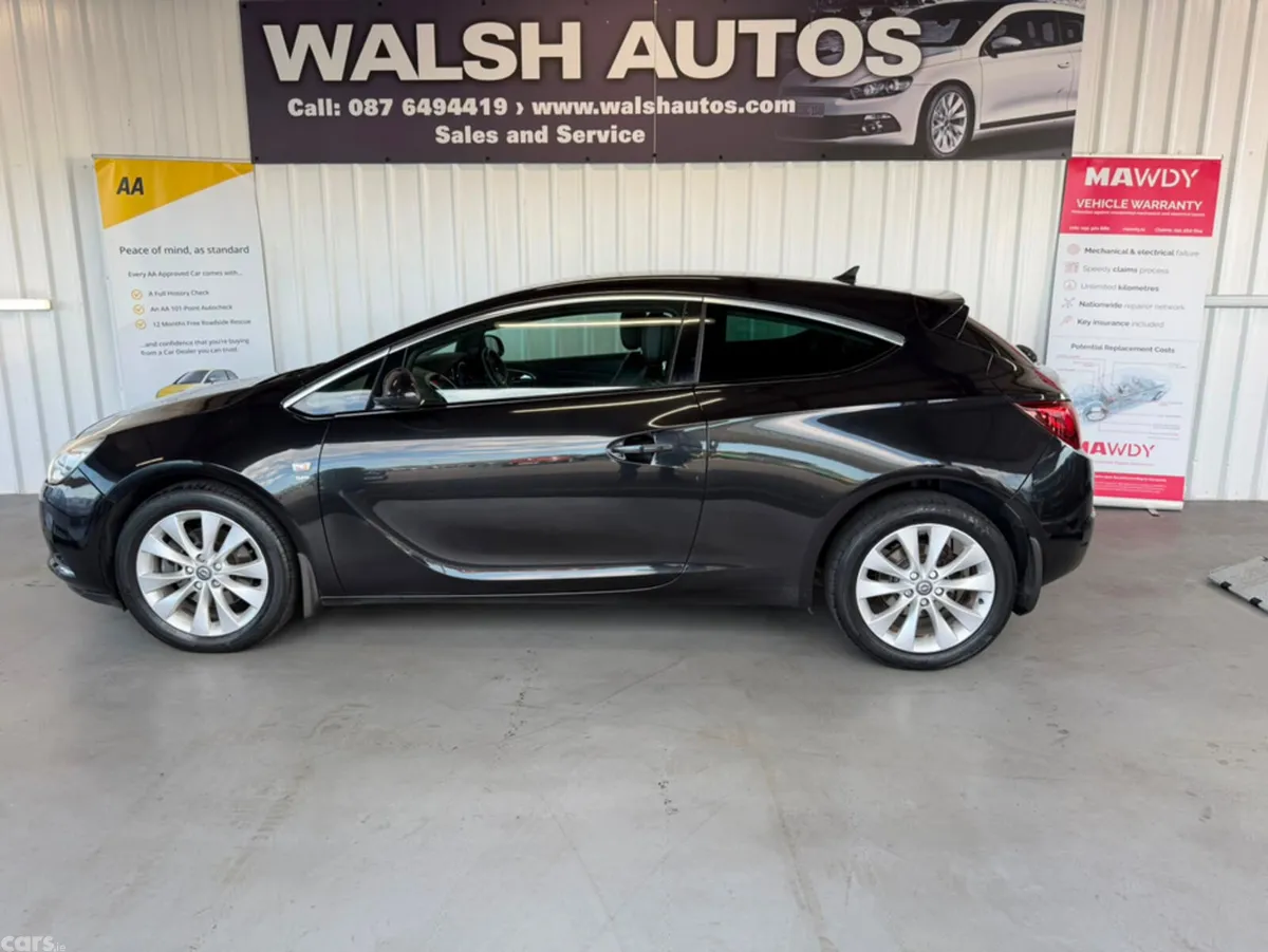 Opel Astra Hatchback, Diesel, 2014, Black
