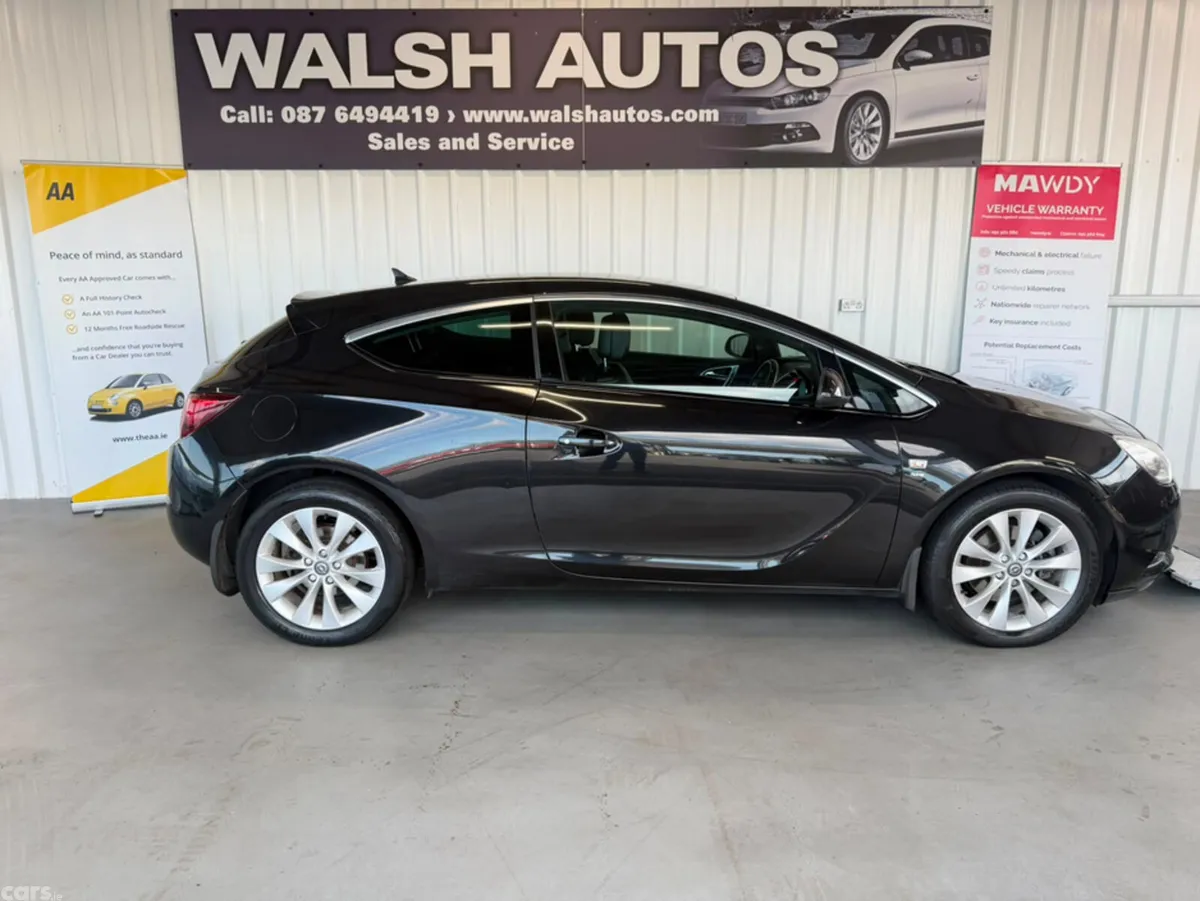 Opel Astra Hatchback, Diesel, 2014, Black