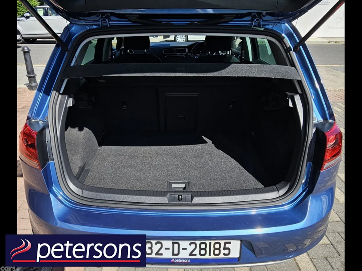 Volkswagen Golf Hatchback, Petrol, 2013, Blue