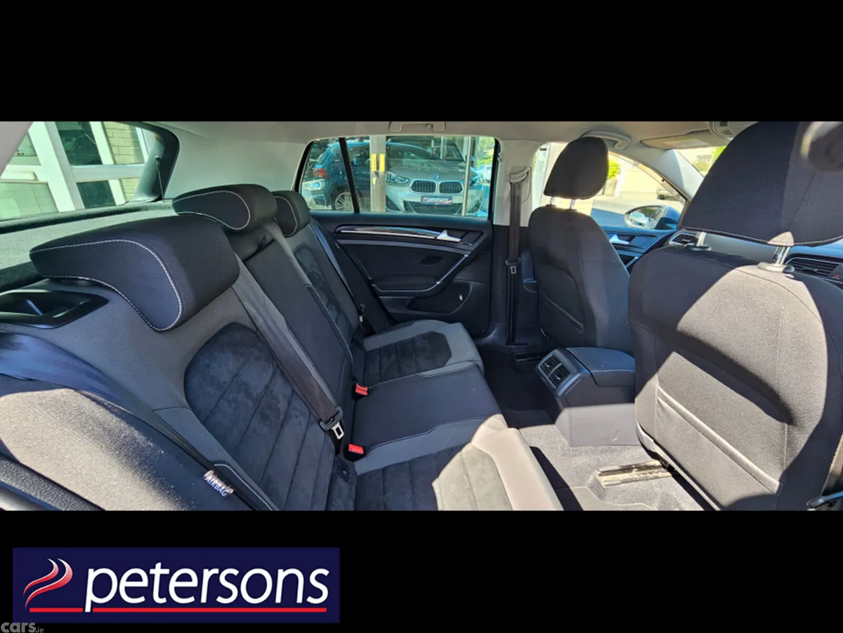 Volkswagen Golf Hatchback, Petrol, 2013, Blue