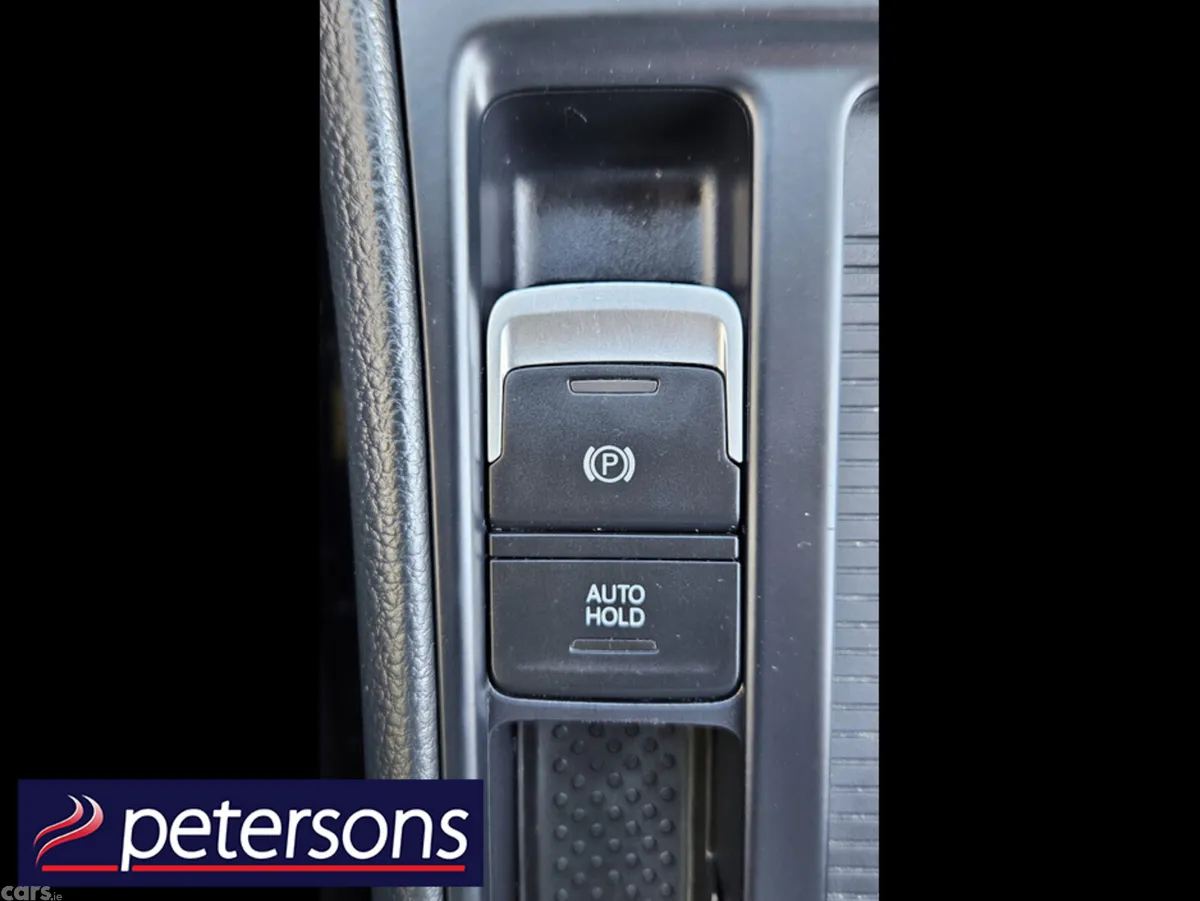 Volkswagen Golf Hatchback, Petrol, 2013, Blue
