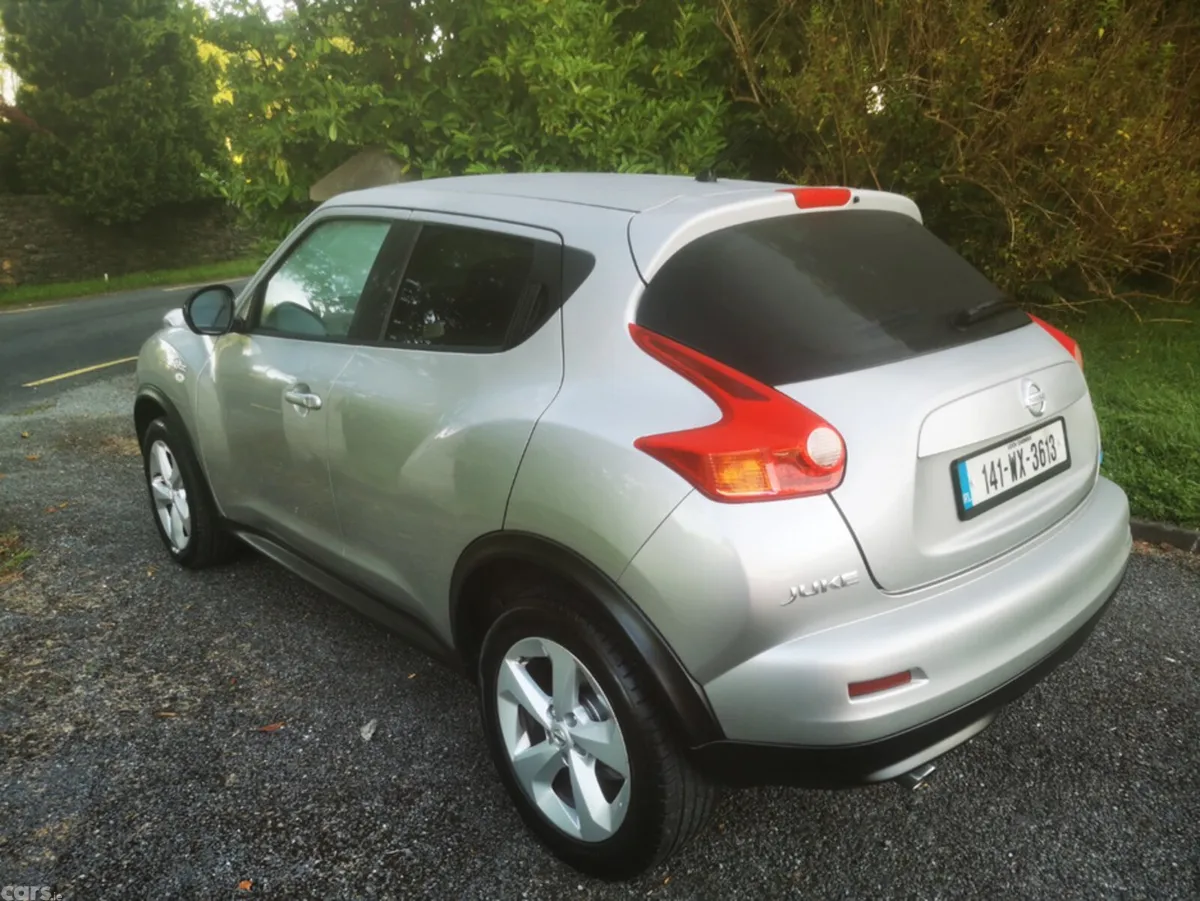 Nissan Juke Hatchback, Diesel, 2014, Silver