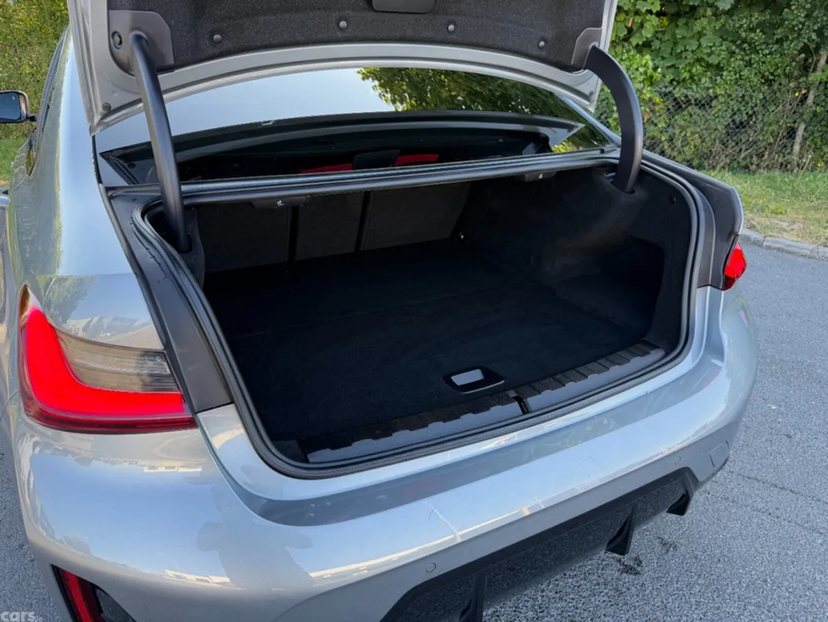 BMW 3-Series Saloon, Petrol Plug-in Hybrid, 2023, Grey