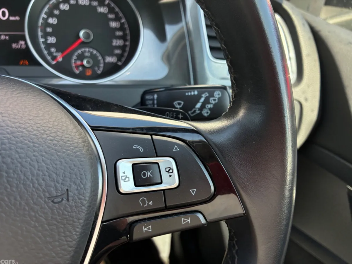 Volkswagen Golf Estate, Petrol, 2018, Black