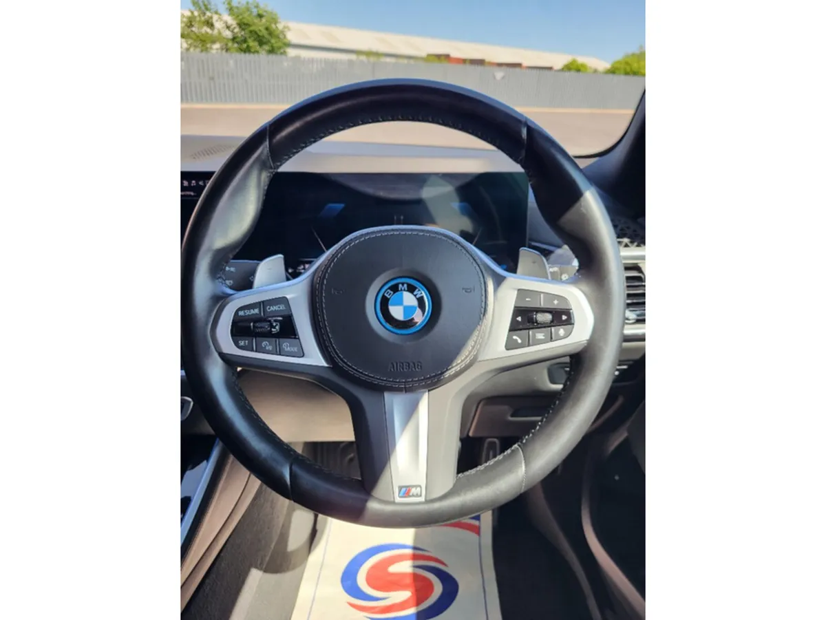 BMW X5 SUV, Petrol Plug-in Hybrid, 2023, Black