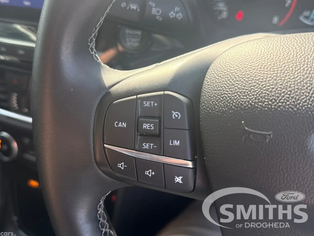 Ford Puma MPV, Petrol Hybrid, 2022, White