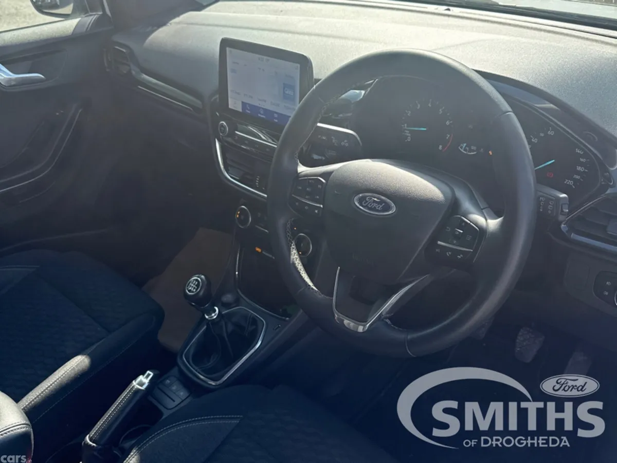 Ford Puma MPV, Petrol Hybrid, 2022, White