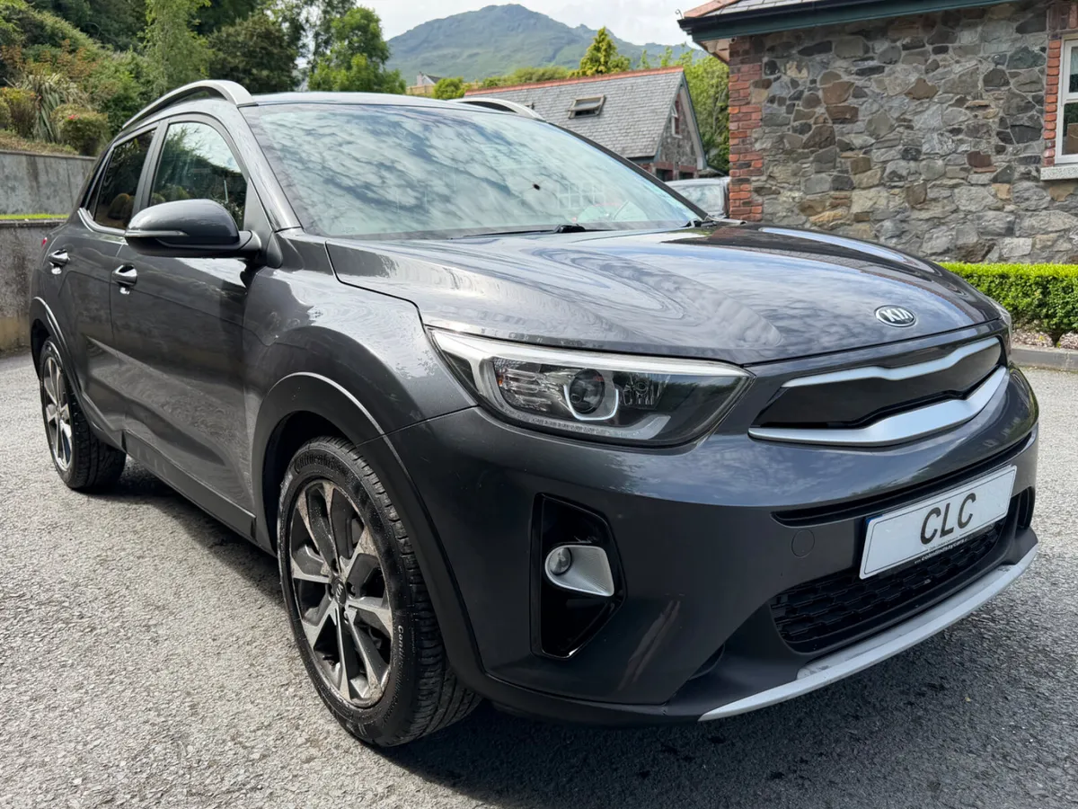 Kia Stonic Hatchback, Diesel, 2017, Grey
