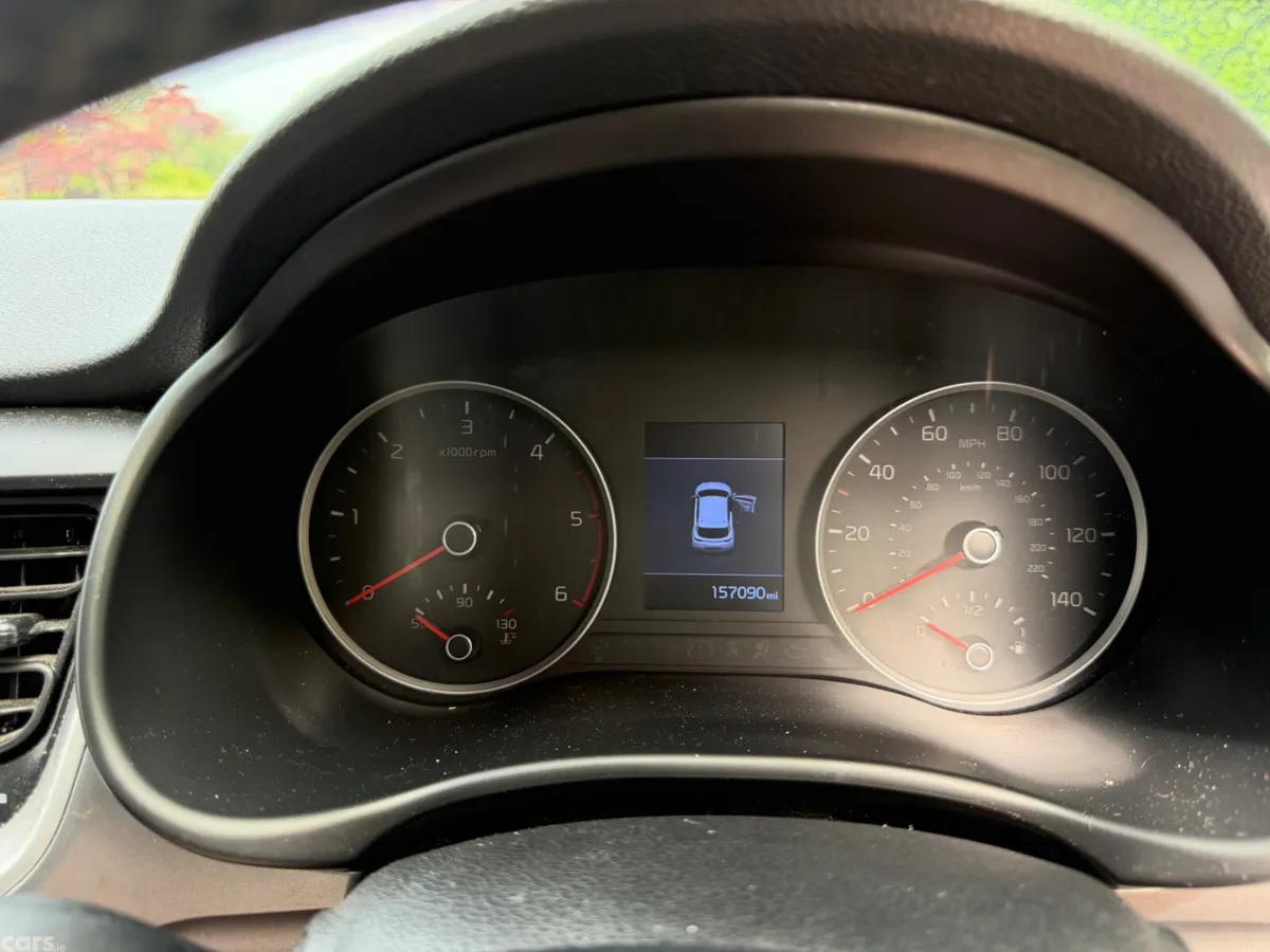 Kia Stonic Hatchback, Diesel, 2017, Grey
