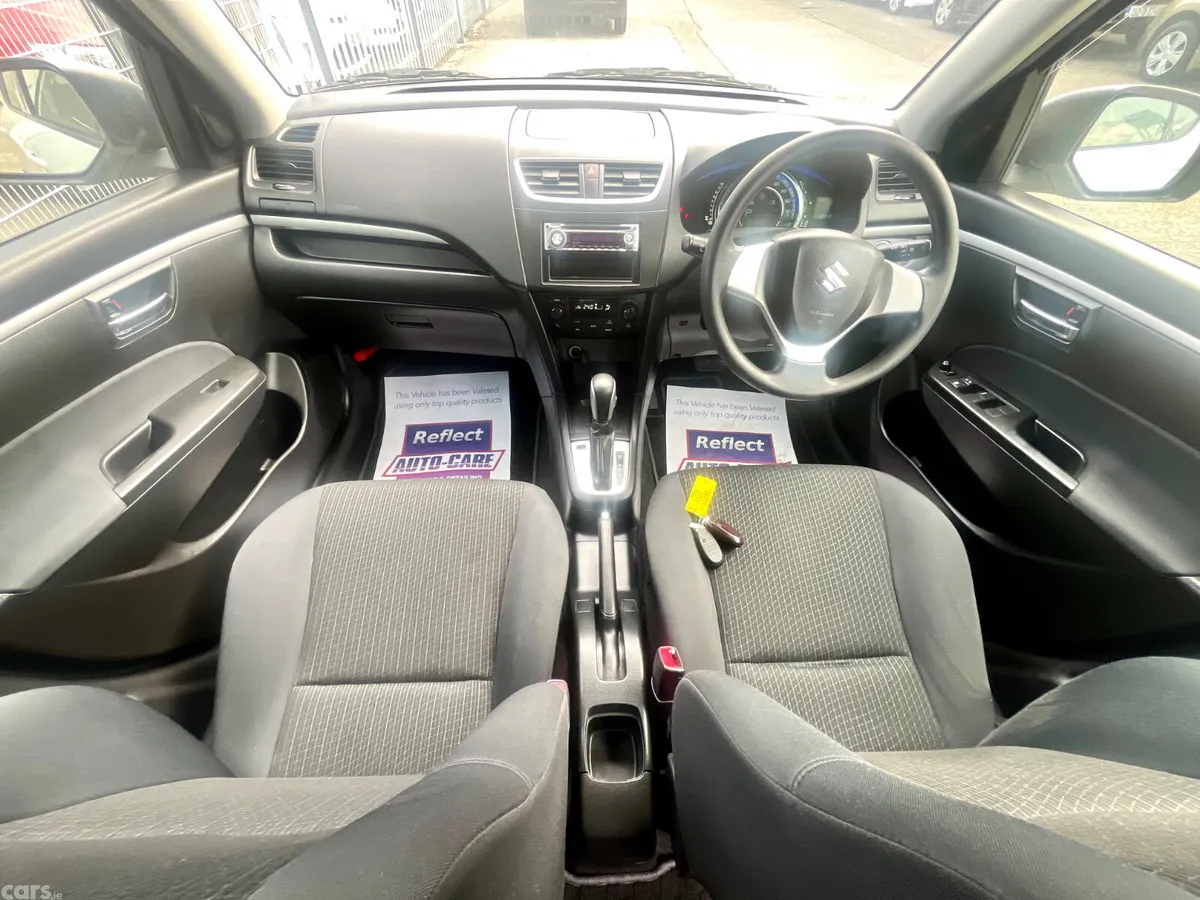Suzuki Swift Hatchback, Petrol, 2016, White