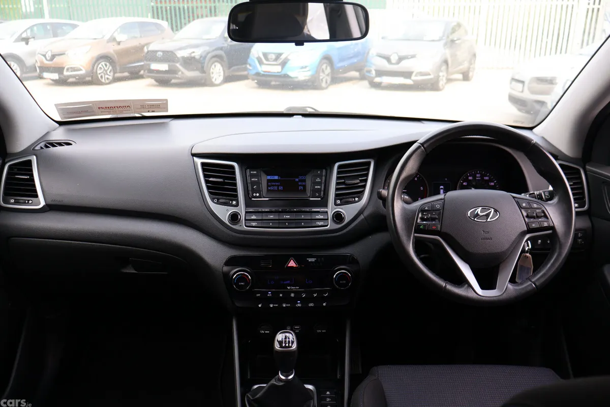Hyundai Tucson SUV, Diesel, 2016, Beige
