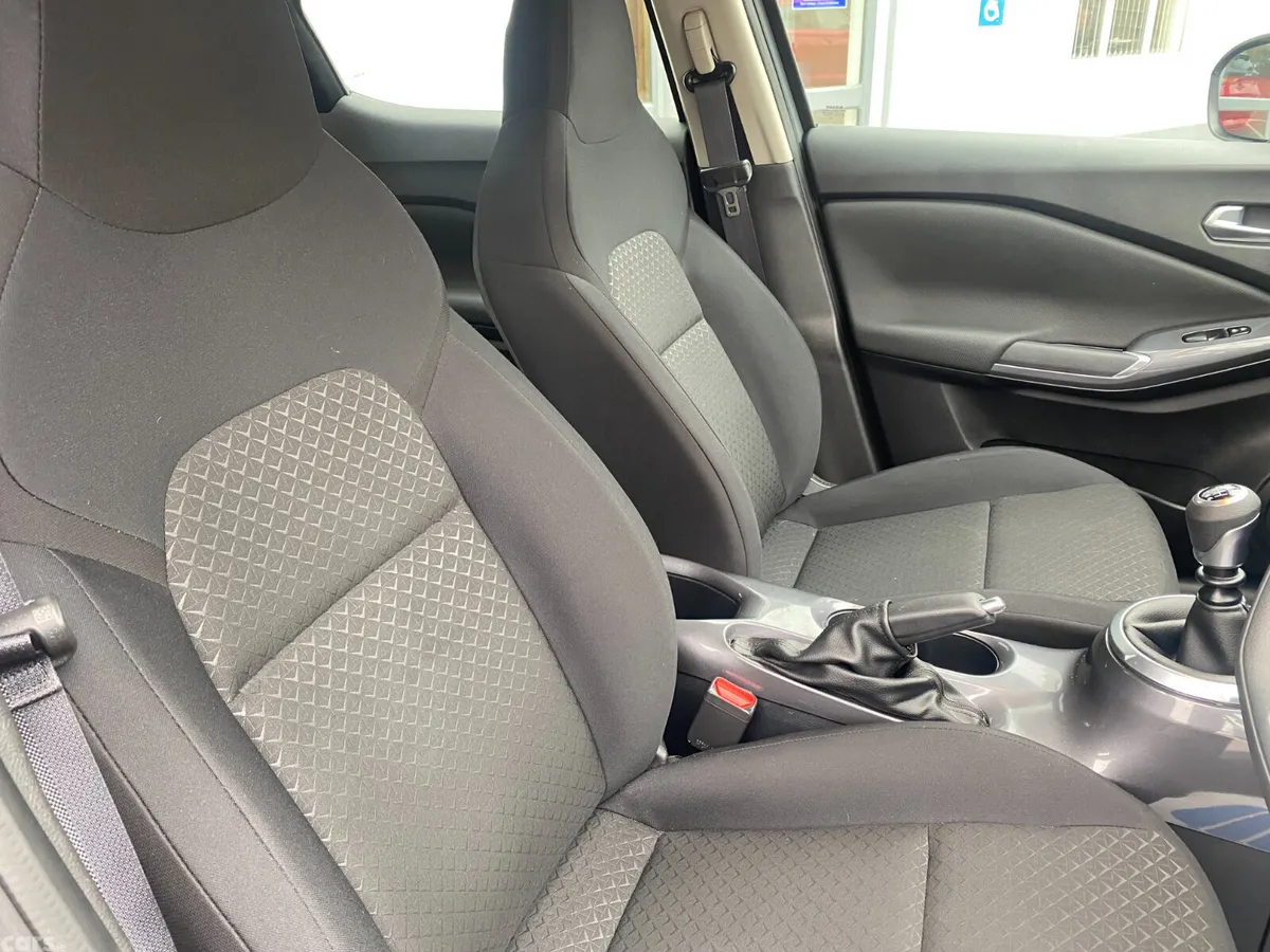 Nissan Juke SUV, Petrol, 2024, Grey