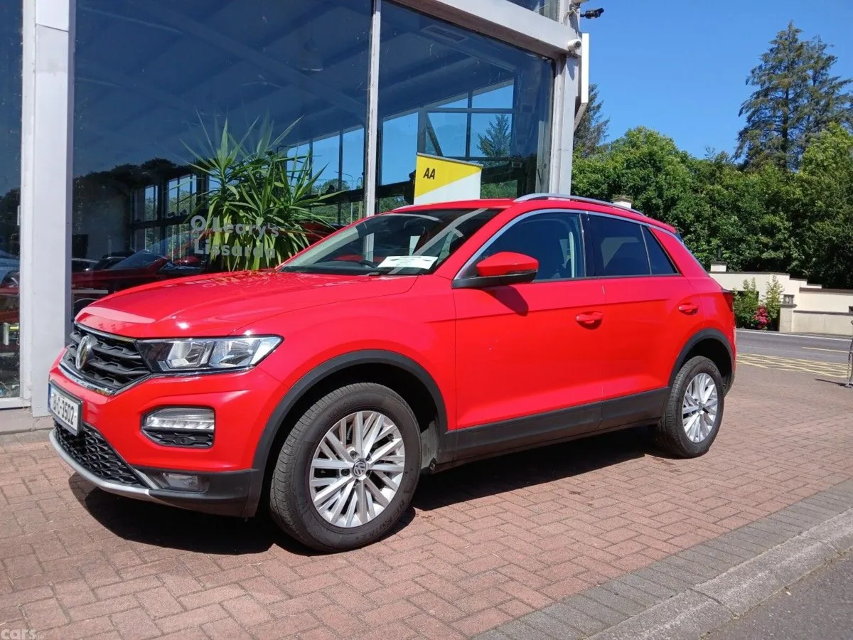 Volkswagen T-Roc SUV, Petrol, 2018, Red