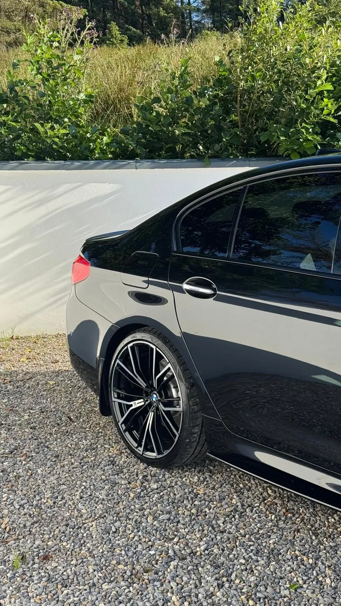 BMW 5-Series Saloon, Diesel, 2018, Black