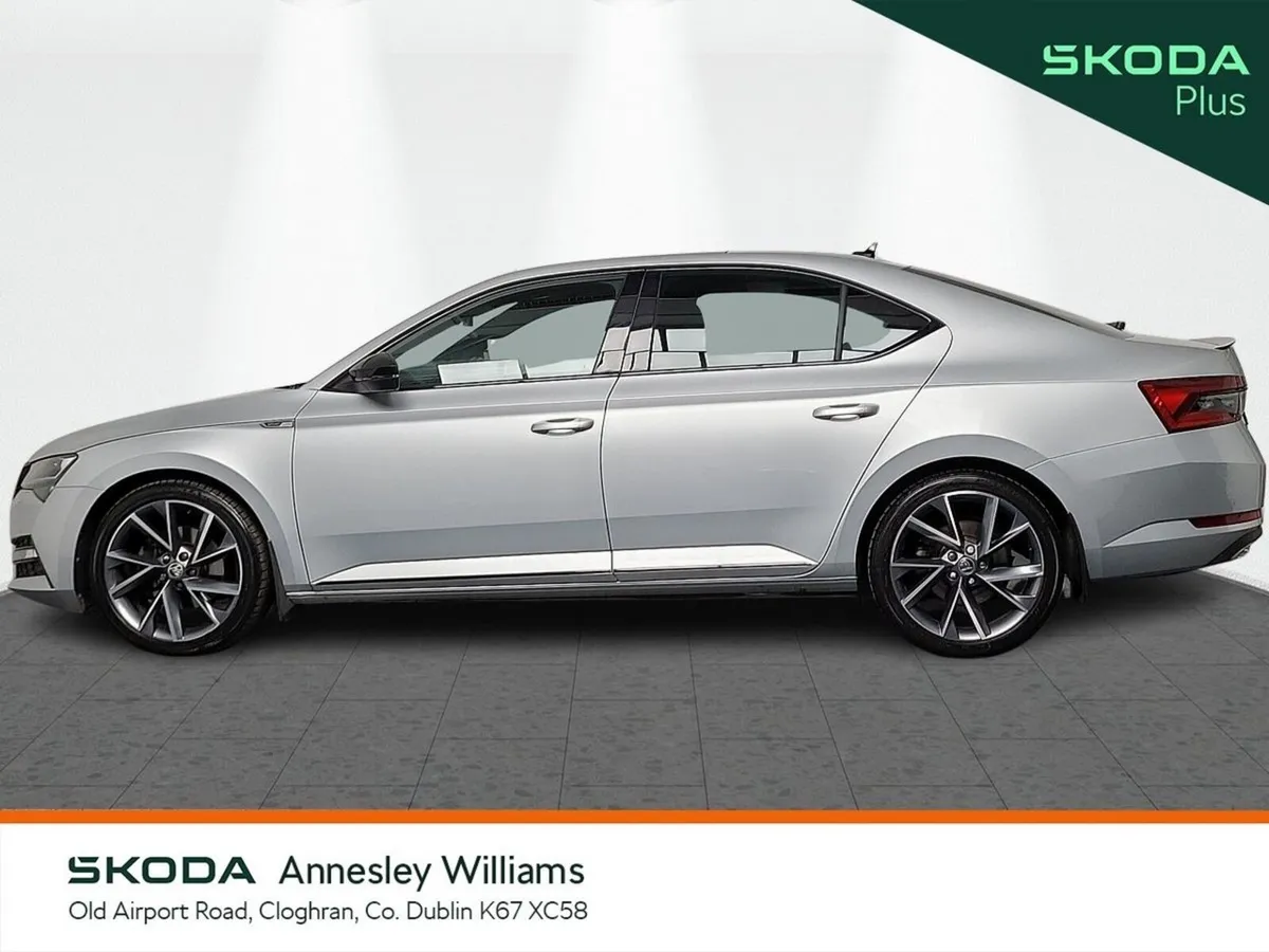 Skoda Superb Saloon, Diesel, 2024, Grey