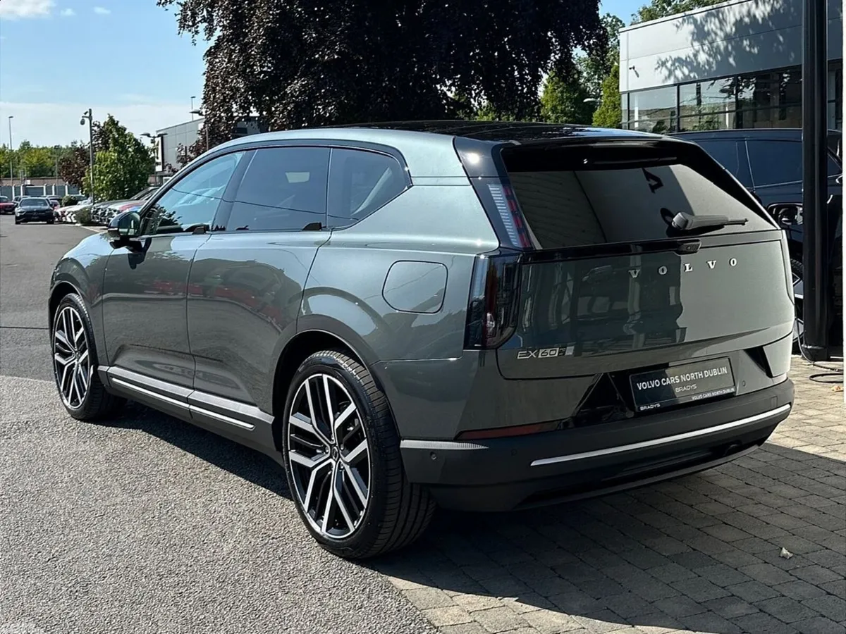 Volvo EX60 SUV, Electric, 2026, Green