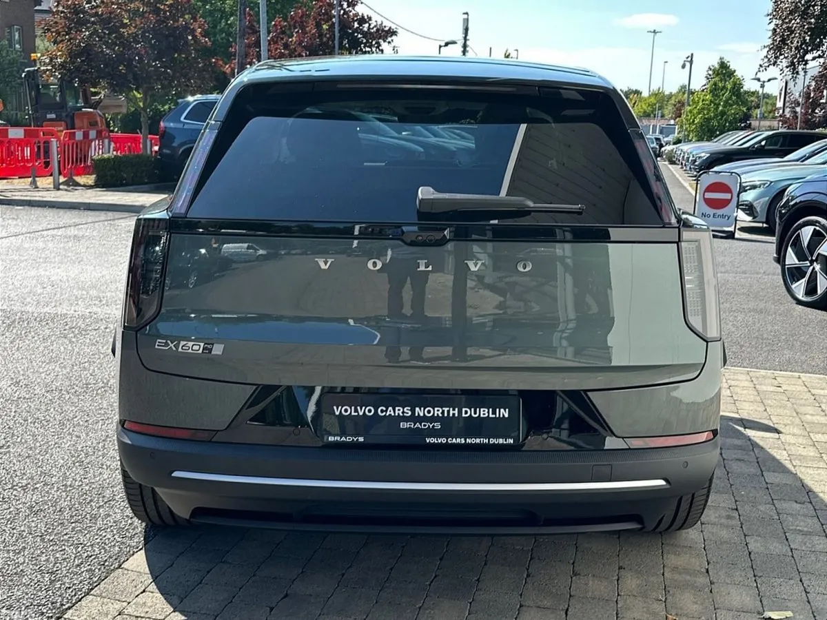 Volvo EX60 SUV, Electric, 2026, Green