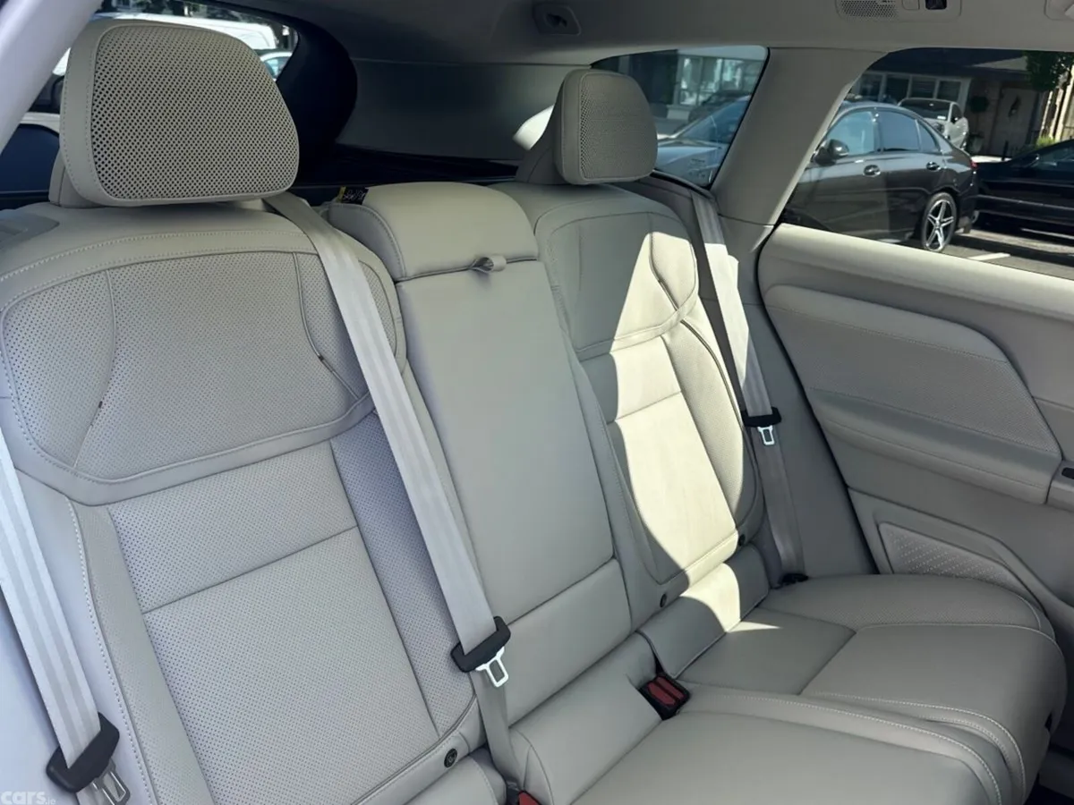 Volvo EX60 SUV, Electric, 2026, Green