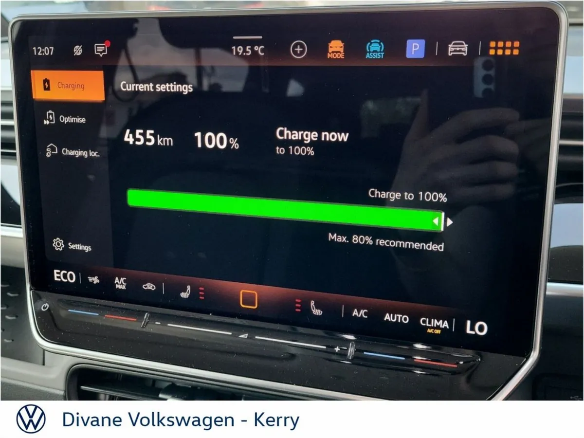 Volkswagen ID.Buzz Hatchback, Electric, 2027, Black
