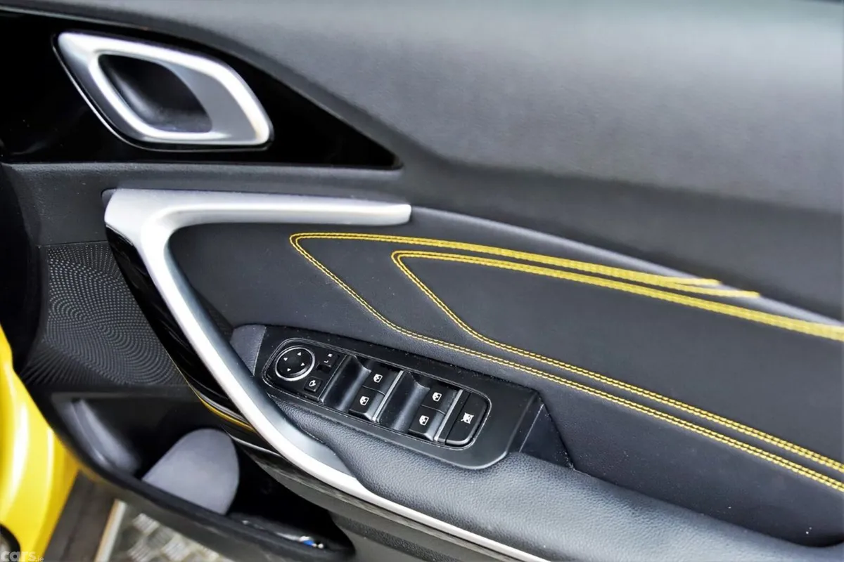 Kia XCeed SUV, Petrol, 2020, Yellow
