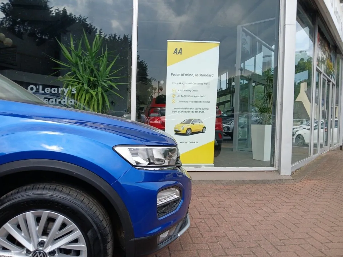 Volkswagen T-Roc SUV, Diesel, 2021, Blue