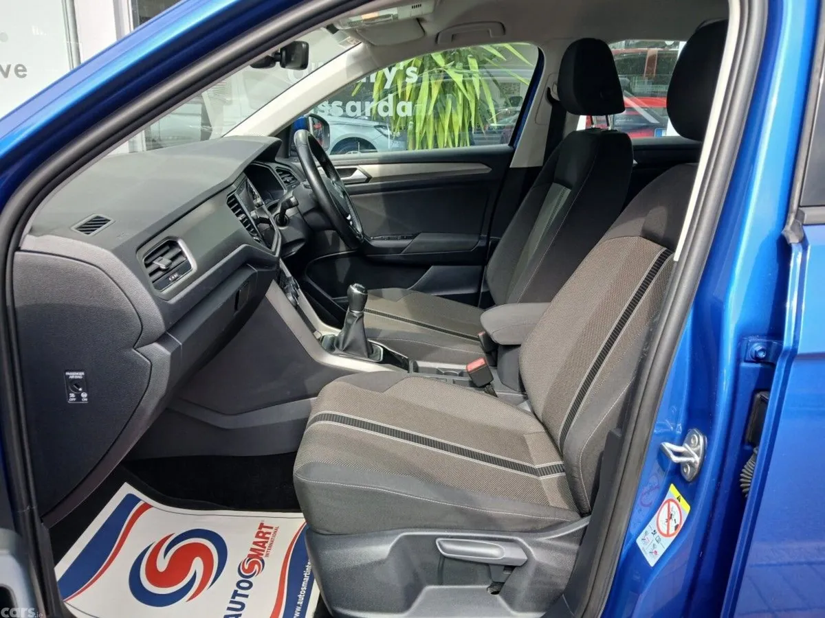 Volkswagen T-Roc SUV, Diesel, 2021, Blue
