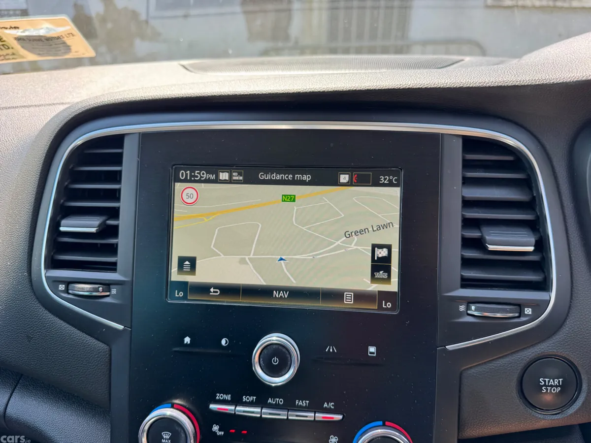 Renault Megane Hatchback, Diesel, 2019, Grey