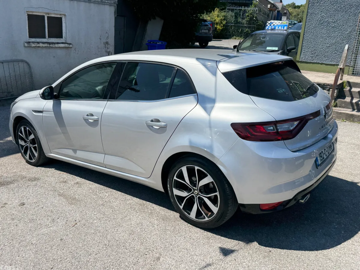 Renault Megane Hatchback, Diesel, 2019, Grey