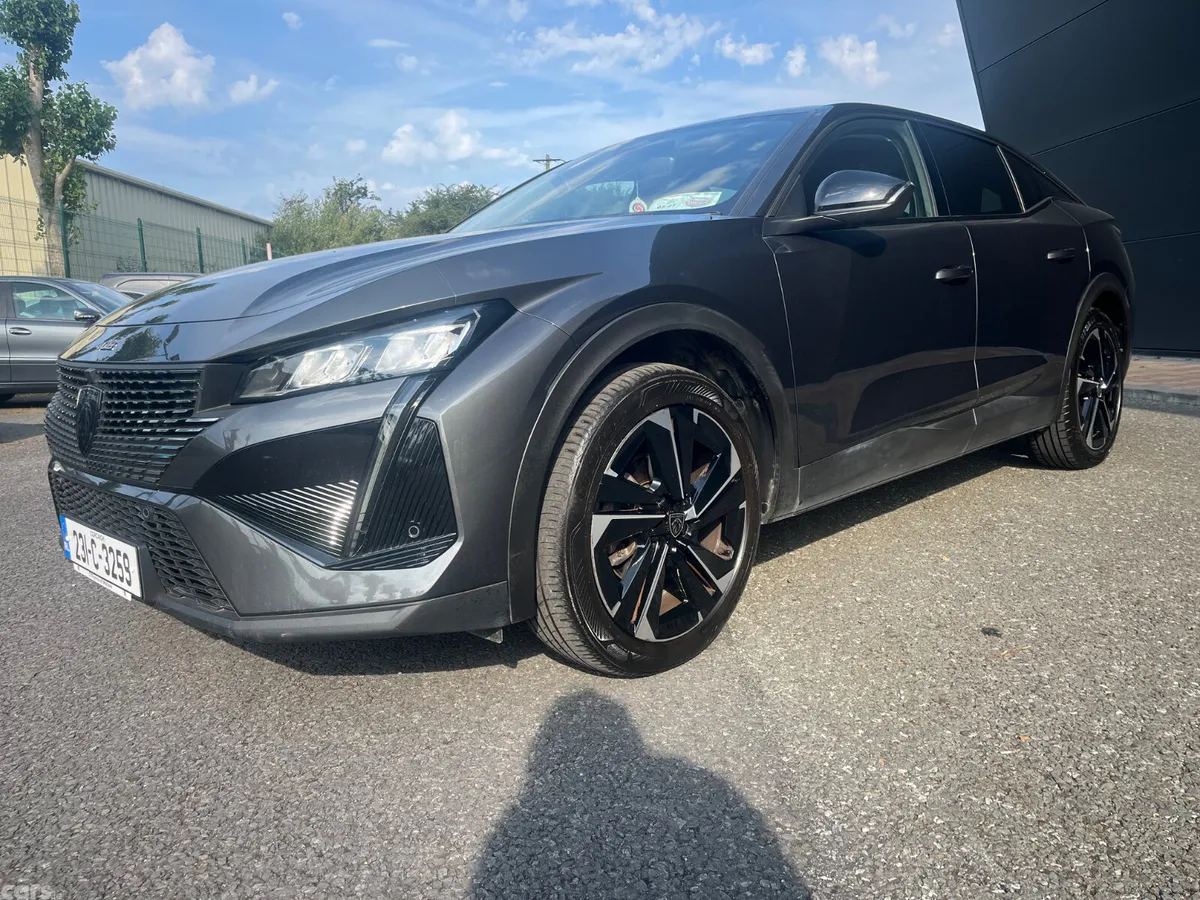 Peugeot 408 Hatchback, Petrol, 2023, Grey