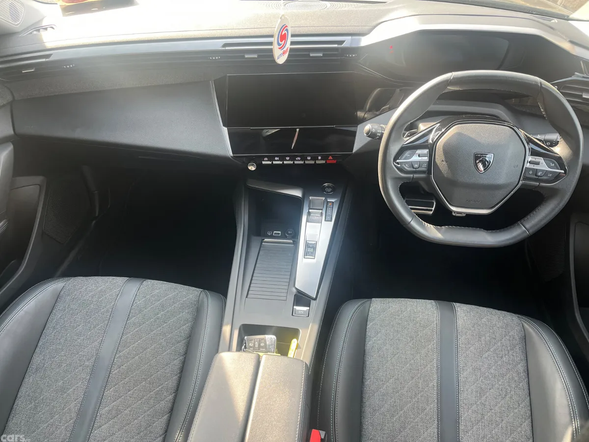 Peugeot 408 Hatchback, Petrol, 2023, Grey