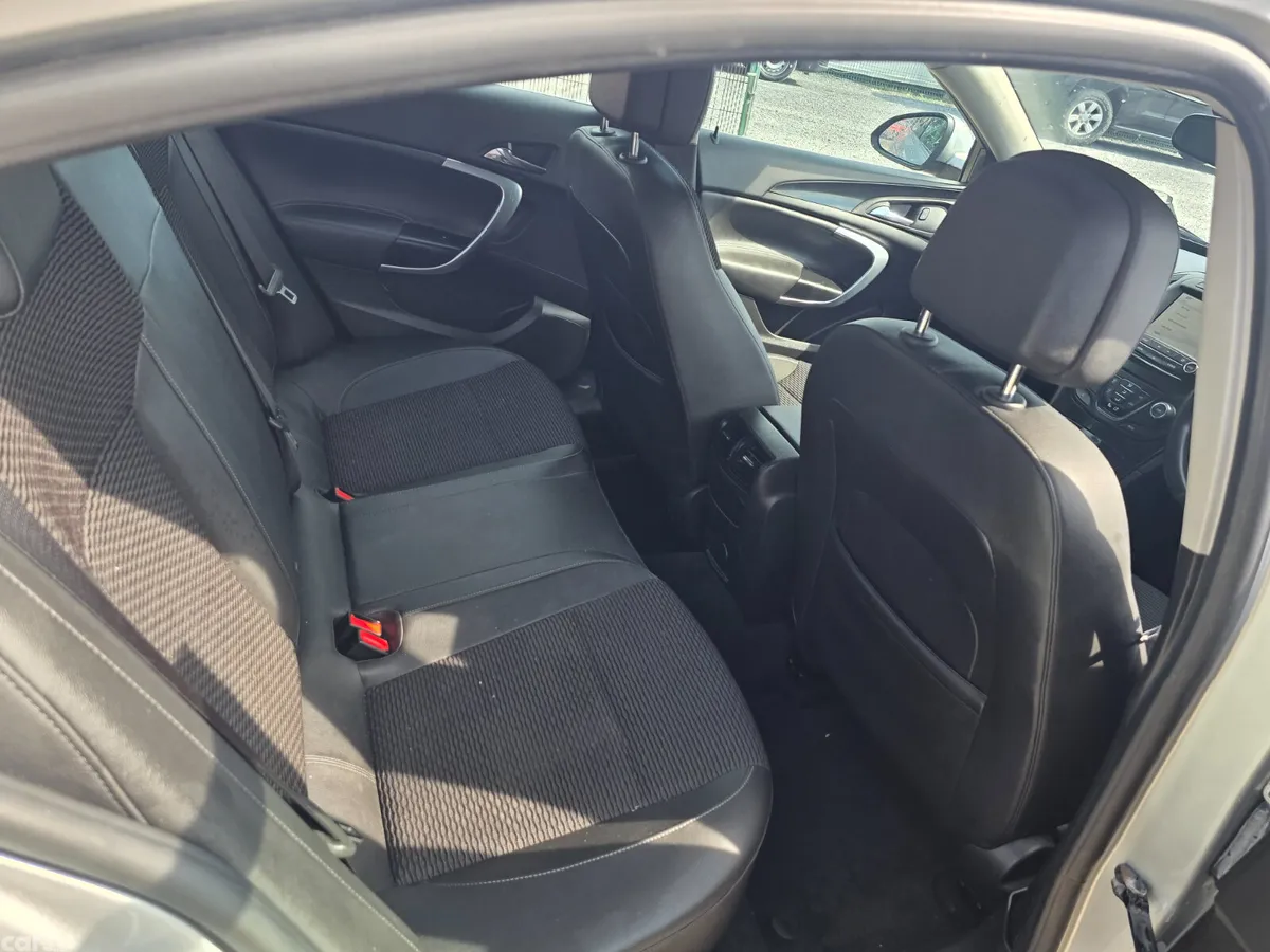Opel Insignia Saloon, Diesel, 2014, Silver