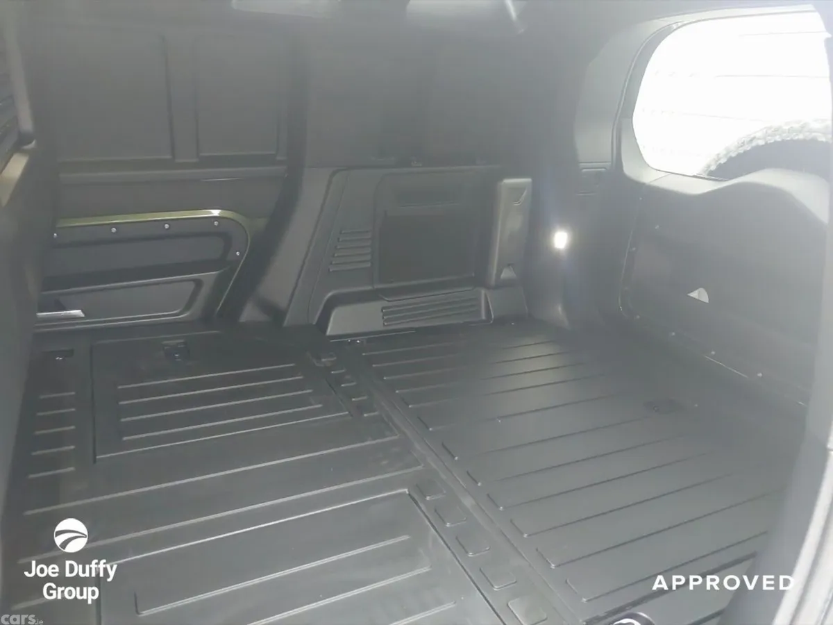 Land Rover Defender SUV, Diesel, 2026, Green