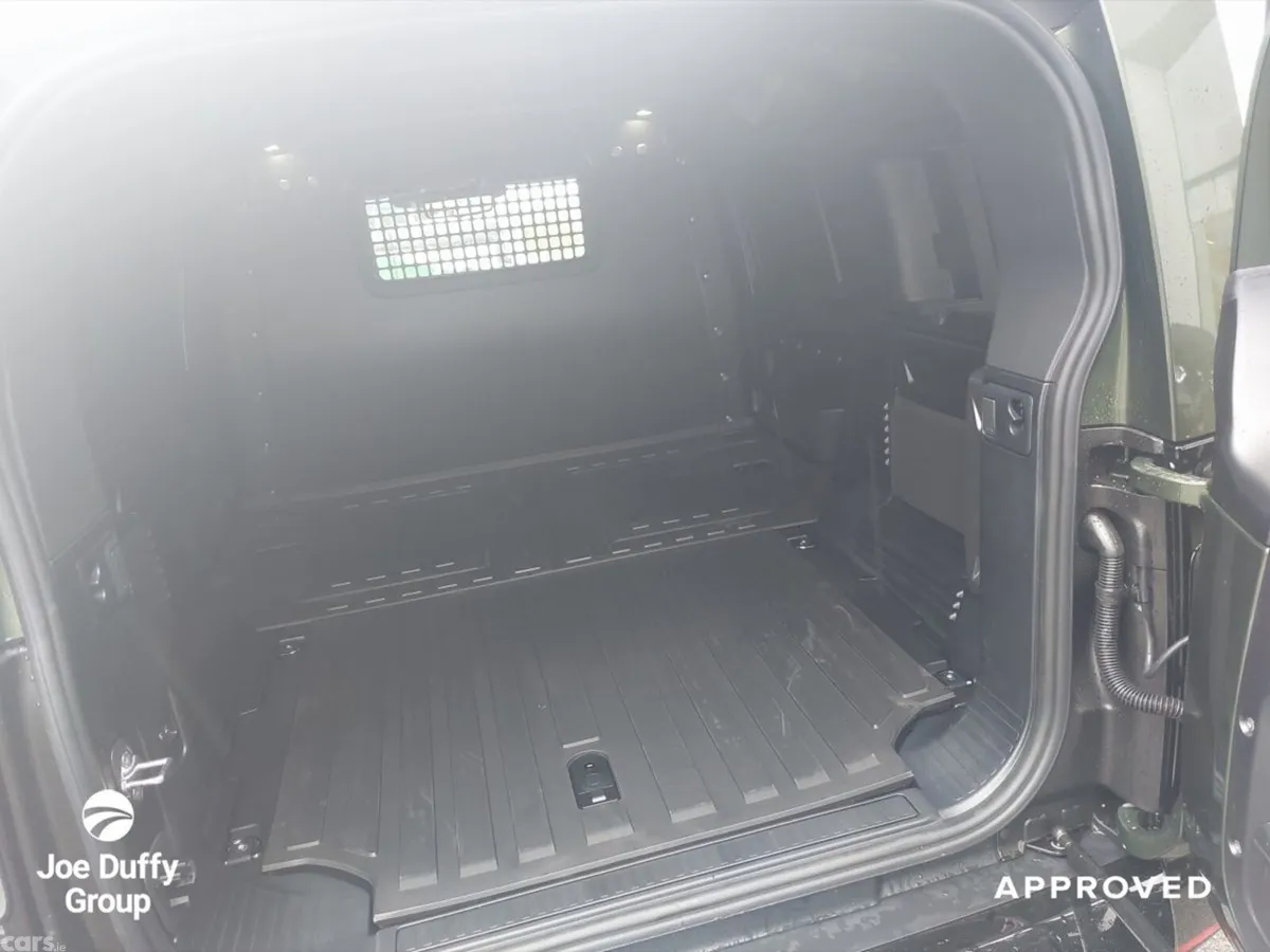 Land Rover Defender SUV, Diesel, 2026, Green