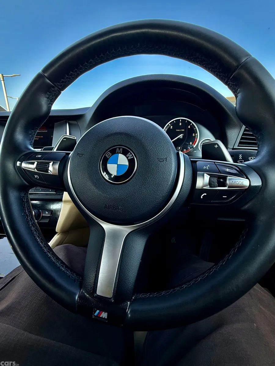 BMW 5-Series Saloon, Diesel, 2015, Blue