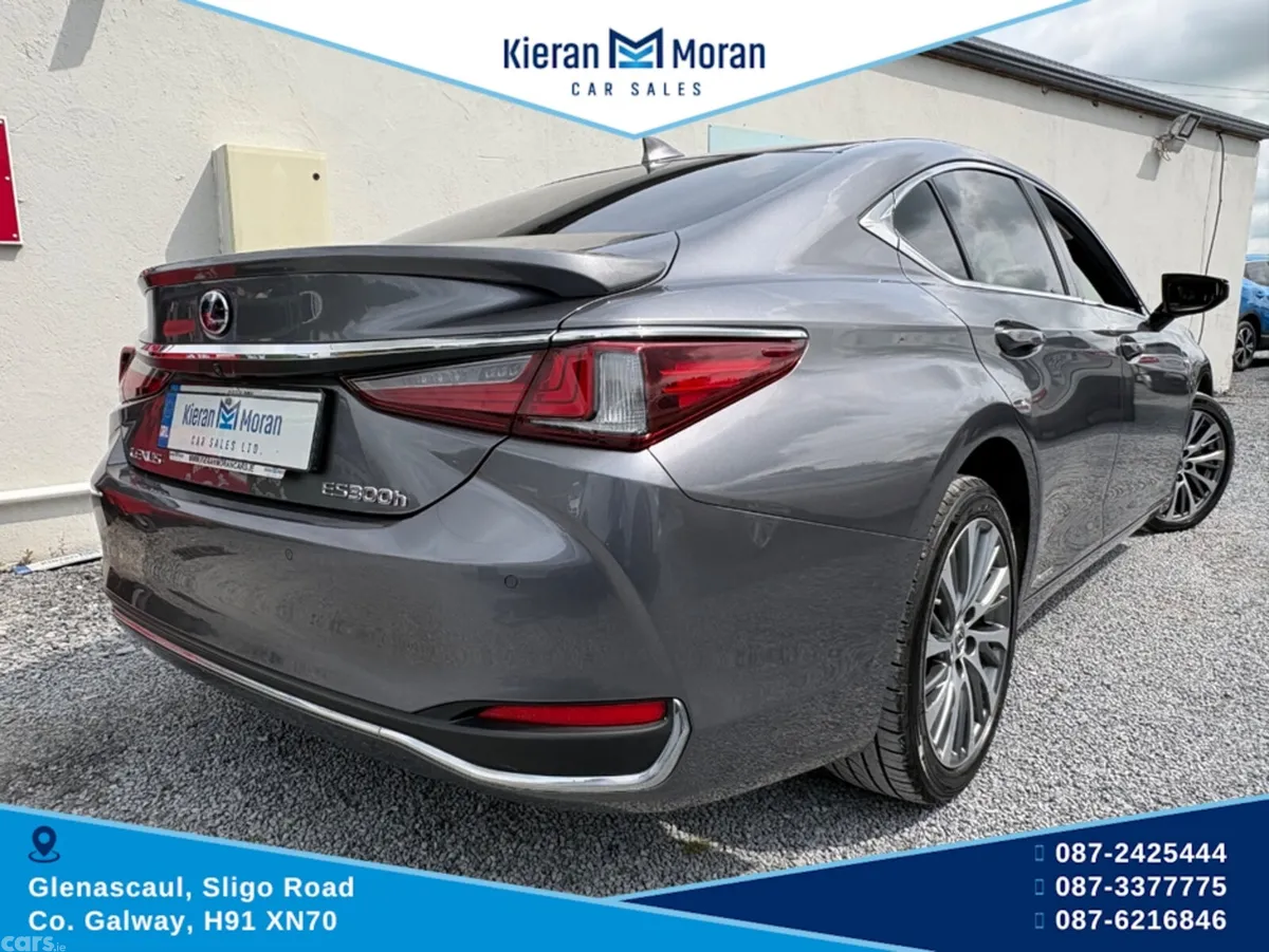 Lexus ES Saloon, Petrol Hybrid, 2021, Grey